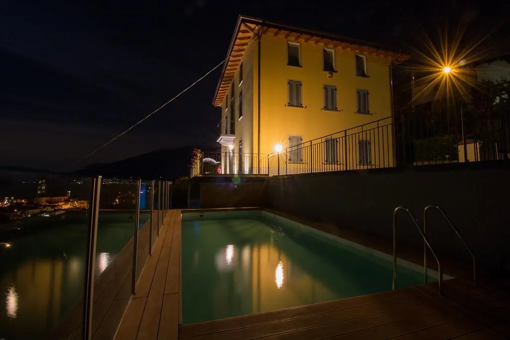 Villa Perla Del Lago Vercana 0*,